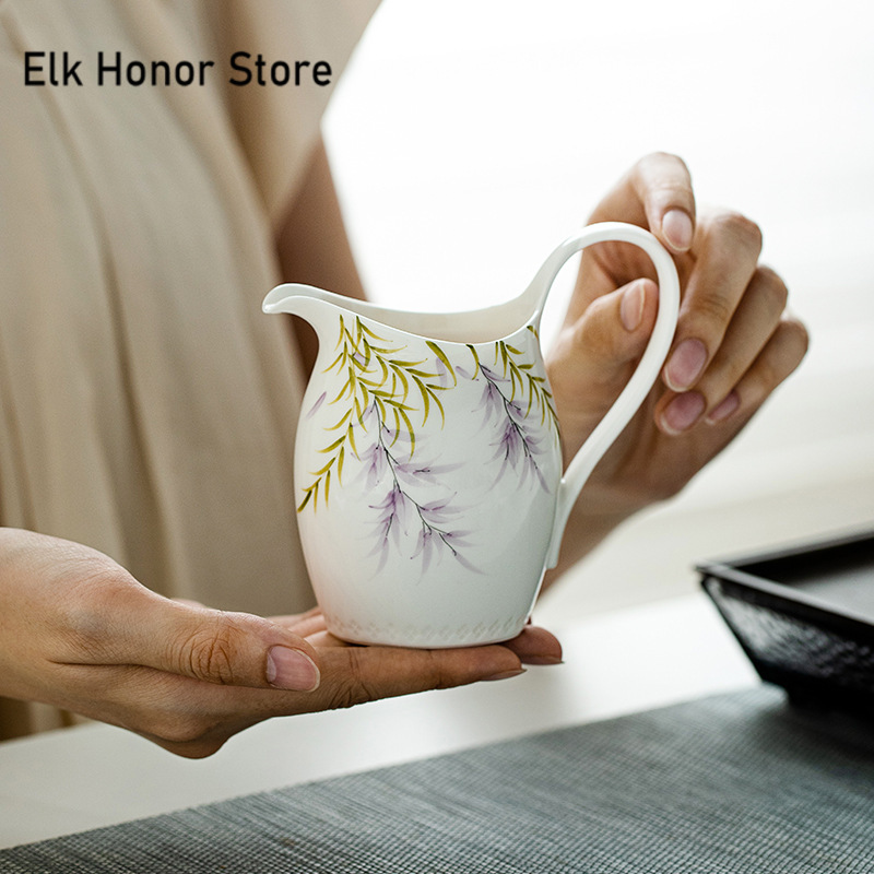 Art Craft Cafe - 200ml Pure Hand-painted Wisteria Flower Art